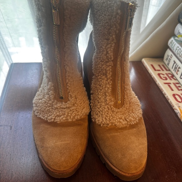 Sarah Flint Tan Suede Ankle Boots with Shearling - Picture 4 of 6